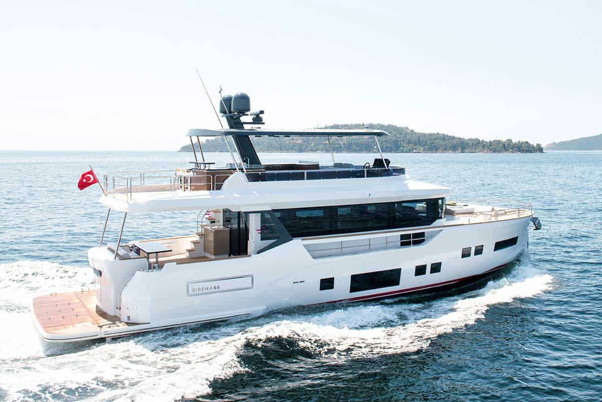 sirena yacht 88 price